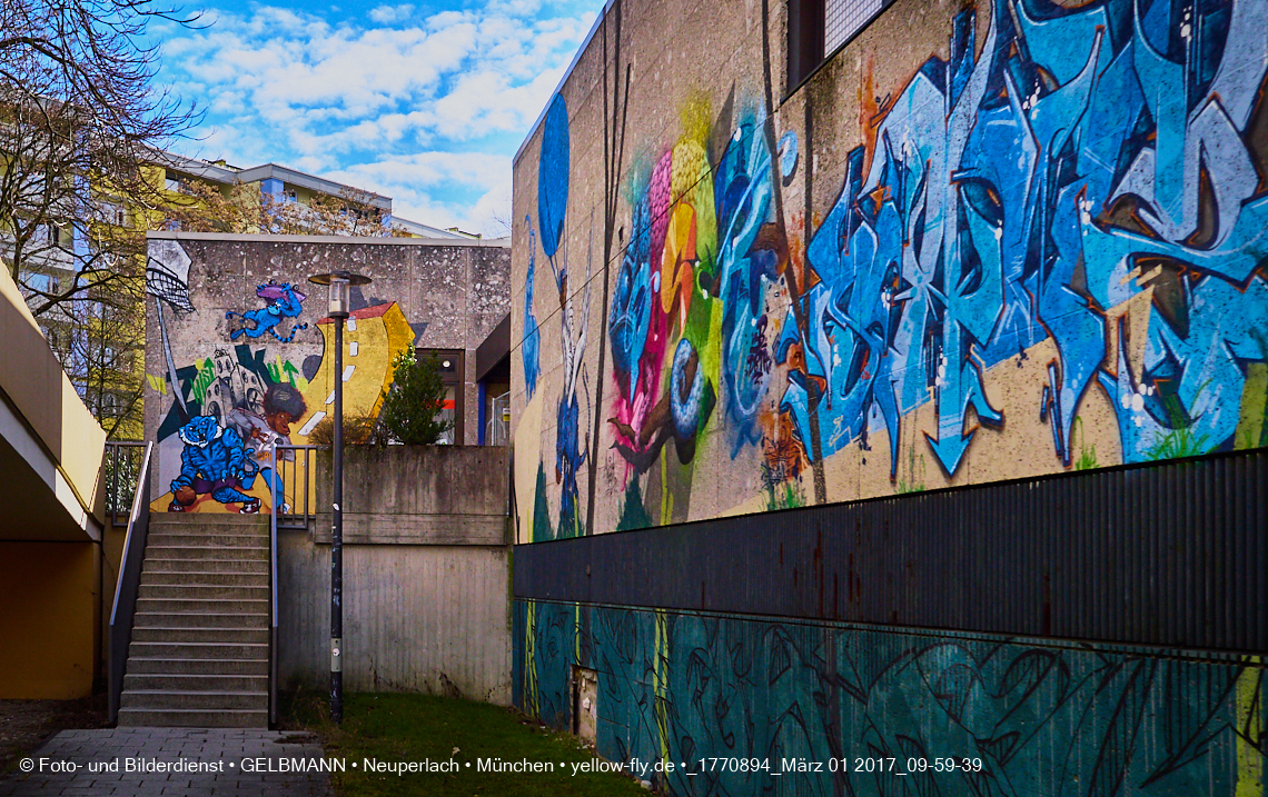 01.03.2017 - die Abrissbaustelle Quiddezentrum in Neuperlach